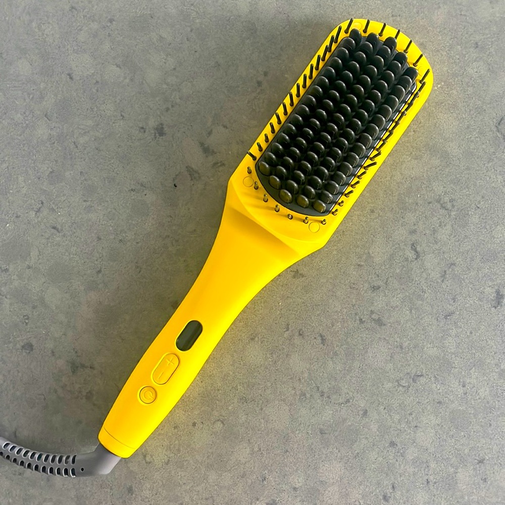 Dry Bar Brush Crush